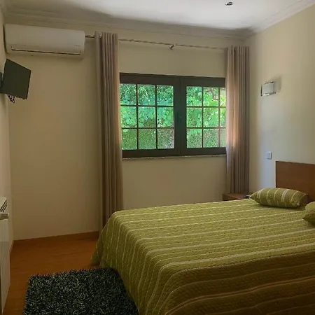 בית הארחה Restaurante Vessada - Local Valdosende